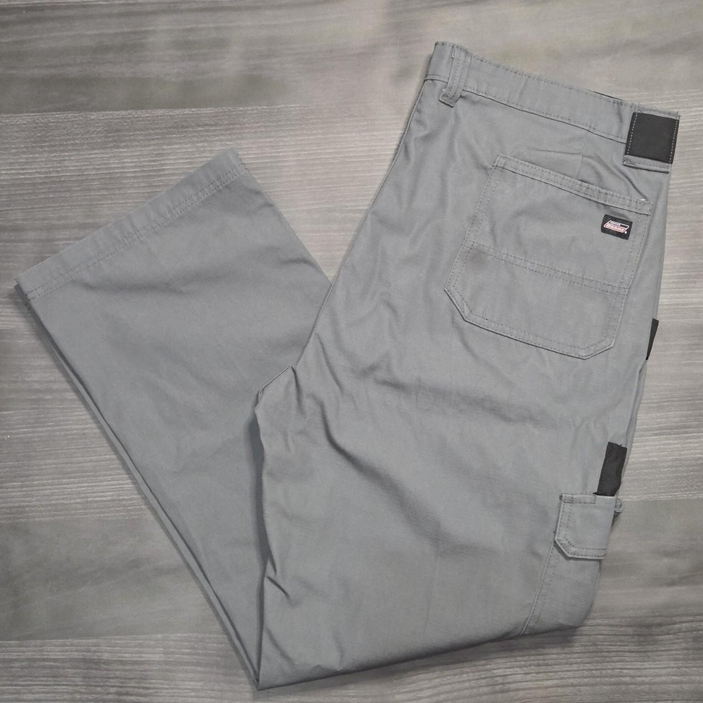 Dickies grey cargo pants size 40x30 temperature control pants